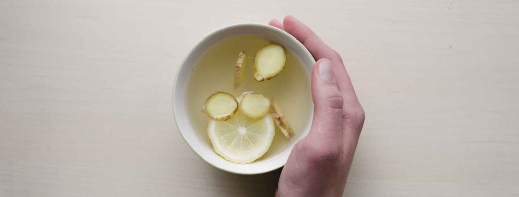 Sådan sætter du gang i din forbrænding med kogt vand og citron